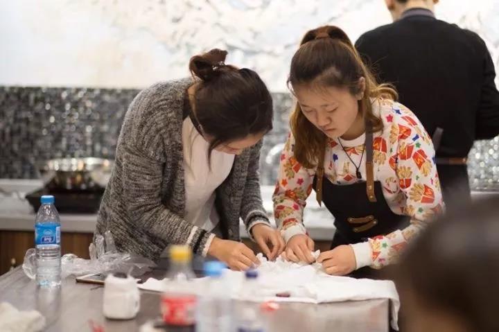 圖片說(shuō)明(míng)